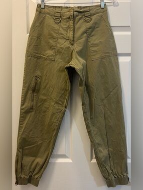 b.young Olive Green Utility Jogger Pants w/ D-Rings & ankle zipper, size 6/8.